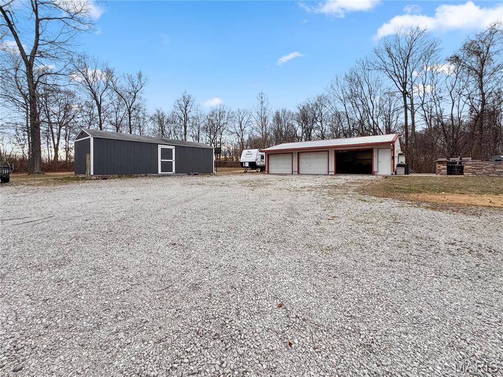 5063 Rock Road Waterloo, IL 62298 - Photo 10 of 85