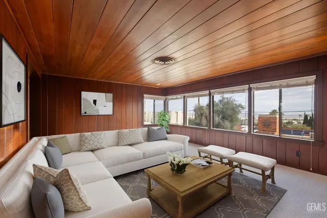 $299,000 | Undisclosed Address, Taft, CA 93268