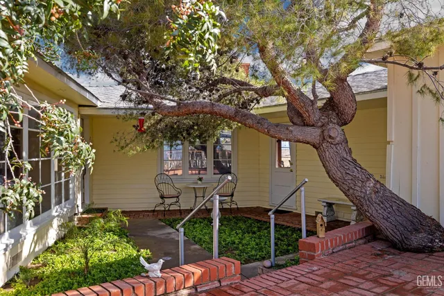 $299,000 | Undisclosed Address, Taft, CA 93268