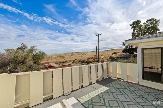 $299,000 | Undisclosed Address, Taft, CA 93268