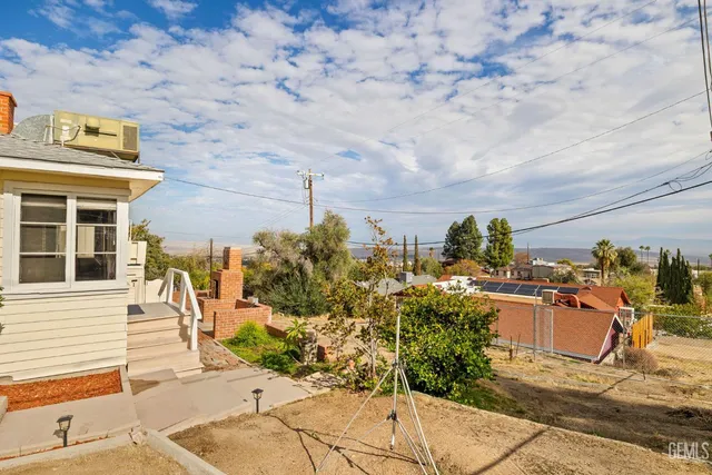 $299,000 | Undisclosed Address, Taft, CA 93268