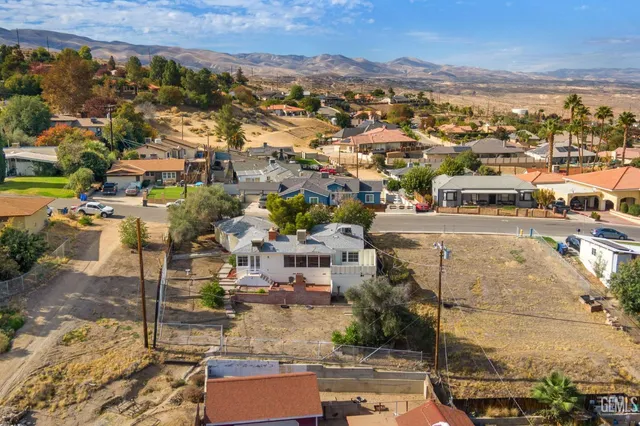 $299,000 | Undisclosed Address, Taft, CA 93268