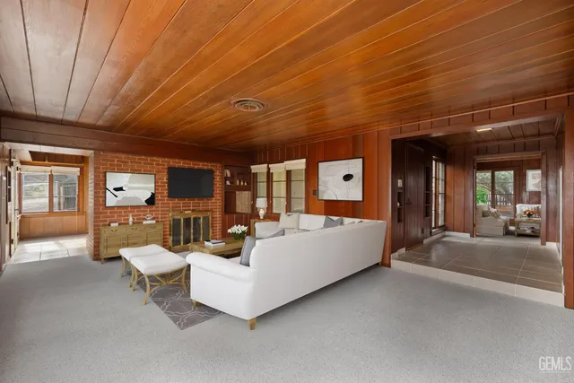 $299,000 | Undisclosed Address, Taft, CA 93268