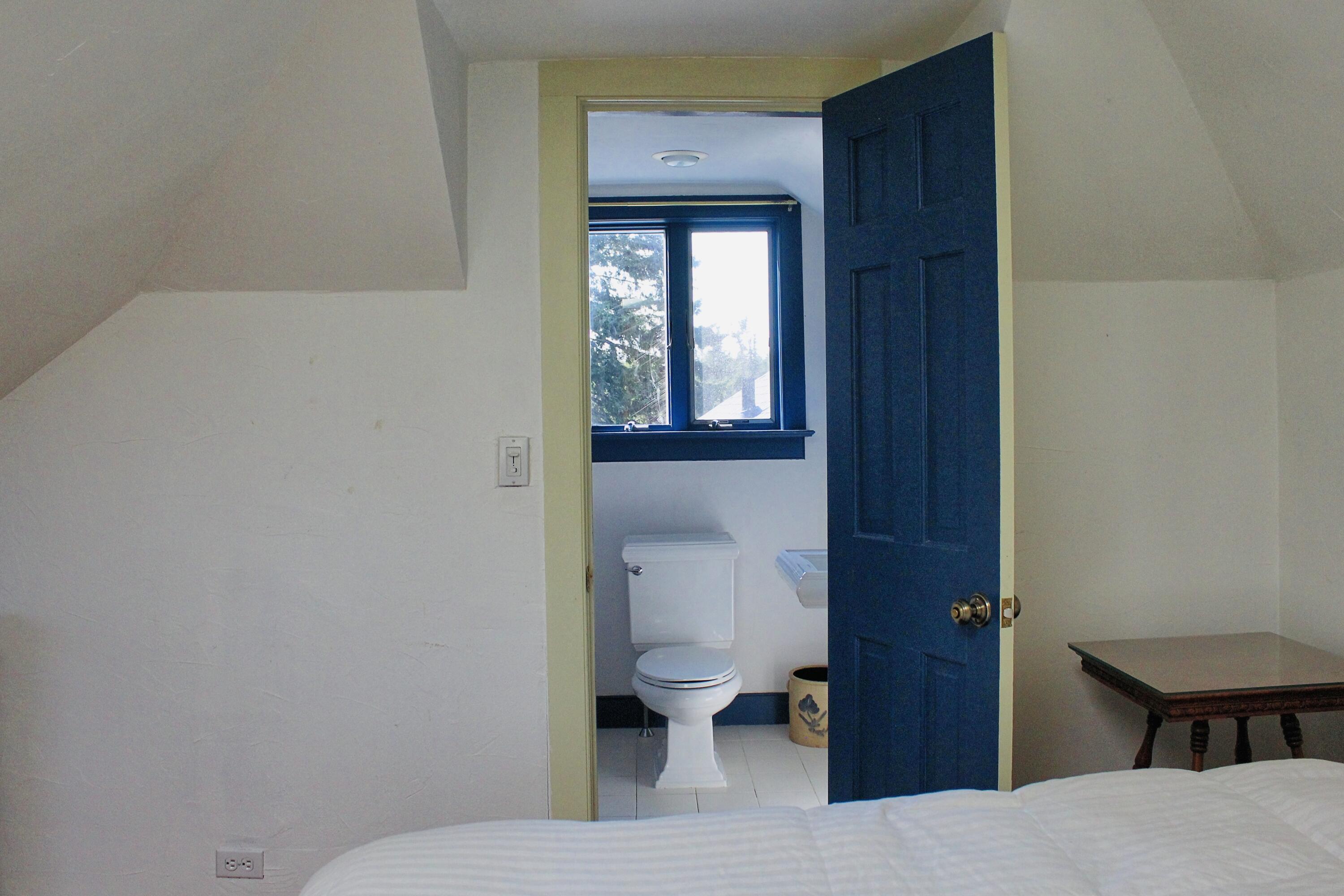 665 Corea Road Corea, ME 04624 - Photo 30 of 46 Bath 2nd floor