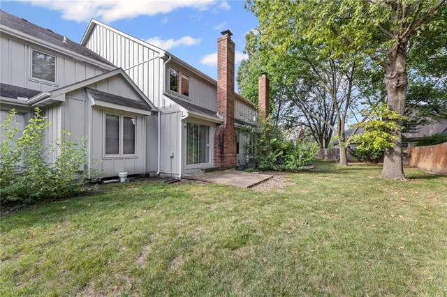 $255,000 | 10812 West 116th Street, Overland Park, KS 66210