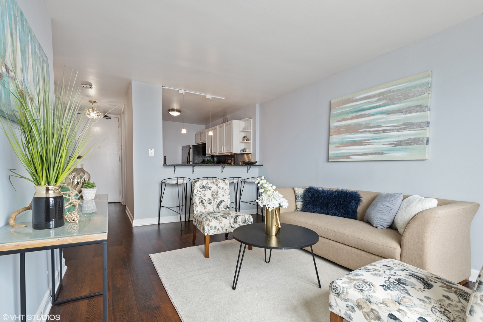 655 West Irving Park Road, Unit 2909 Chicago, IL 60613 - Photo 4 of 12