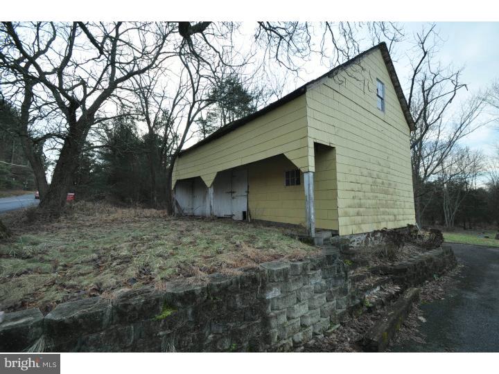 L: 005 Red Hill Road Pennsburg, PA 18073 - Photo 5 of 11 Gallery Image 5