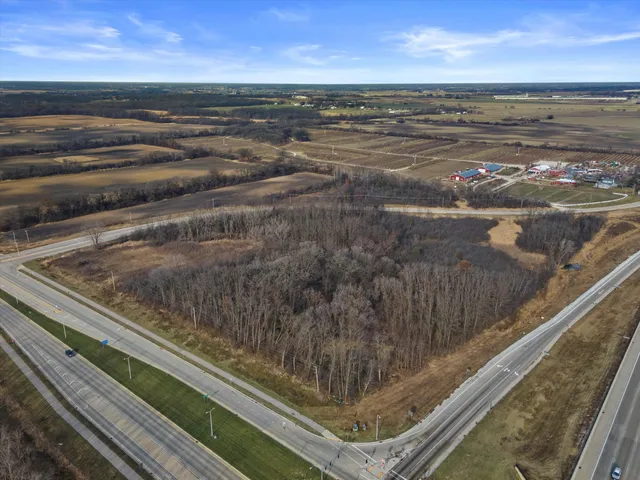 $1,300,000 | 14814 County Line Road, Sturtevant, WI 53177
