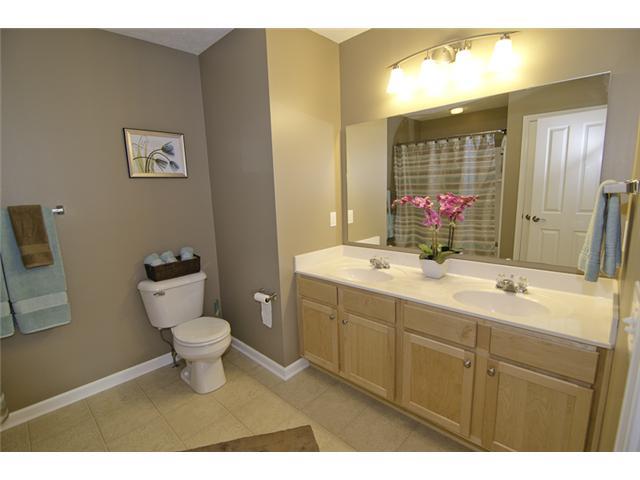 9048 Rider Drive Fishers, IN 46038 - Photo 13 of 24 Gallery Image 13