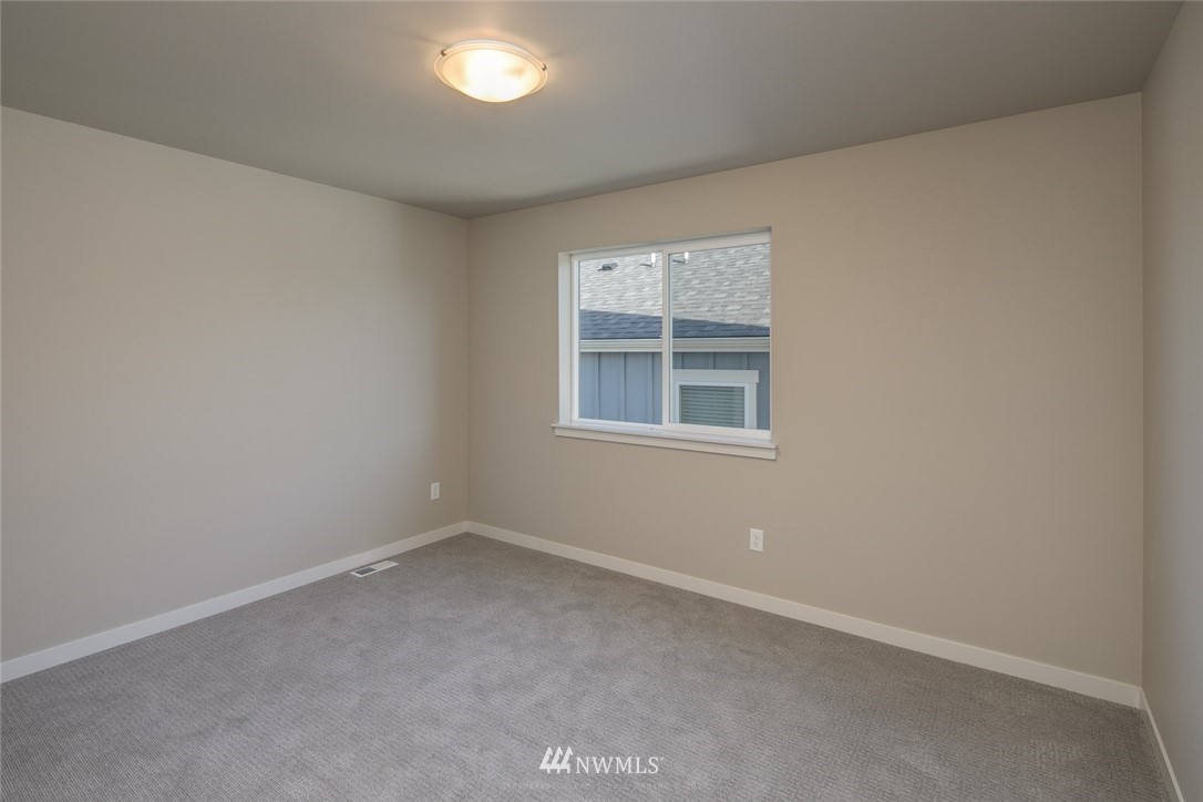 2071 Roxy Loop Ferndale, WA 98248 - Photo 15 of 32 Gallery Image 15