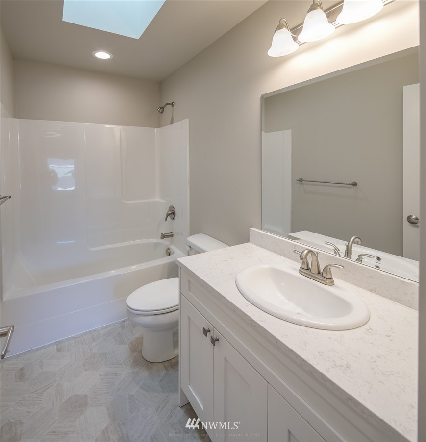 2071 Roxy Loop Ferndale, WA 98248 - Photo 19 of 32 Gallery Image 19