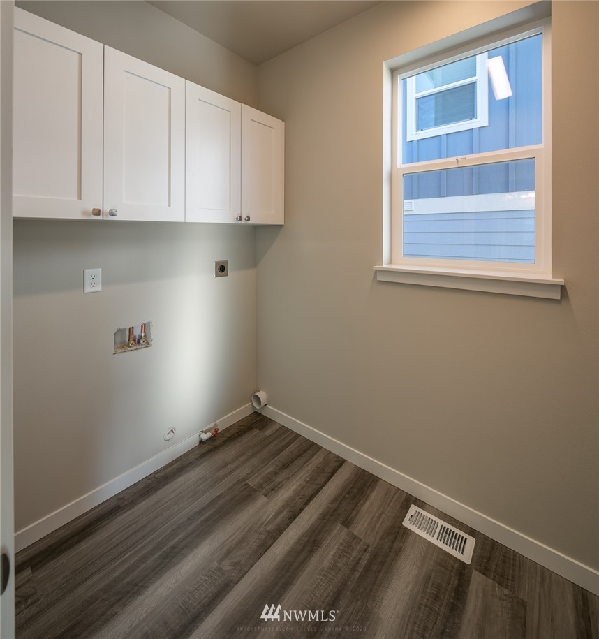 2071 Roxy Loop Ferndale, WA 98248 - Photo 20 of 32 Gallery Image 20