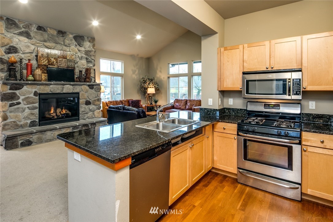 2071 Roxy Loop Ferndale, WA 98248 - Photo 31 of 32 Gallery Image 31