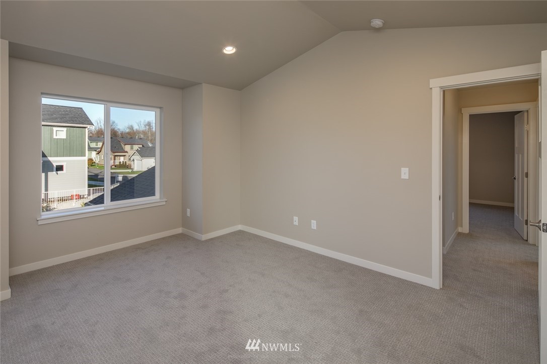 2071 Roxy Loop Ferndale, WA 98248 - Photo 10 of 32 Gallery Image 10