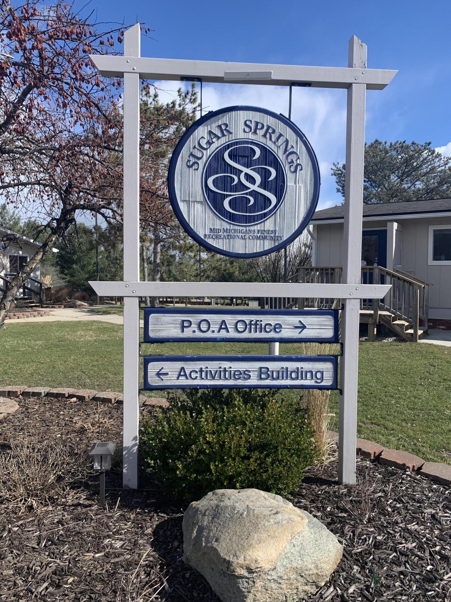 67 Fairfield Way Gladwin, MI 48624 - Photo 25 of 38 IMG_1840