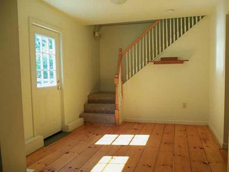 35 Scituate Road York, ME 03909 - Photo 3 of 18 Other. Entry