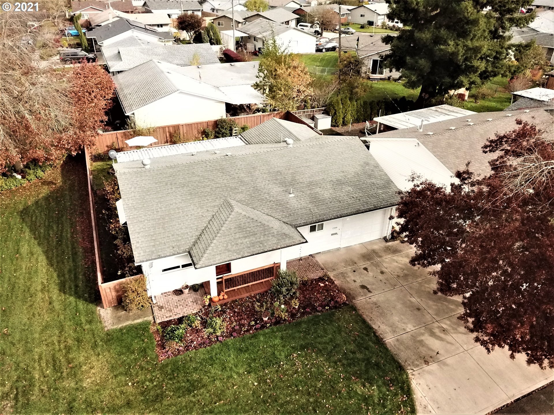 1399 Umpqua Road Woodburn, OR 97071 - Photo 27 of 29 Gallery Image 27