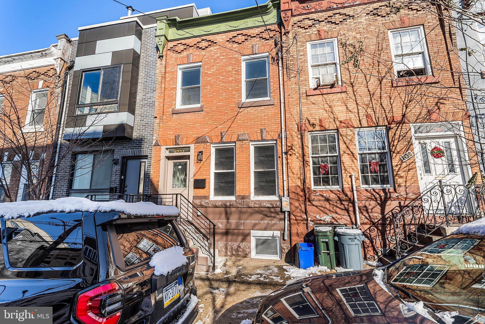 2933 Master Street Philadelphia, PA 19121 - Photo 11 of 28 a view of a building with many windows