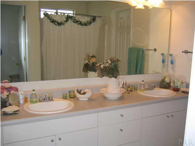 2008 Coral Reef Road Pensacola, FL 32506 - Photo 11 of 14 Gallery Image 11