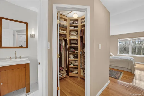 $765,000 | 113 Hitching Post Lane, Yorktown Heights, NY 10598