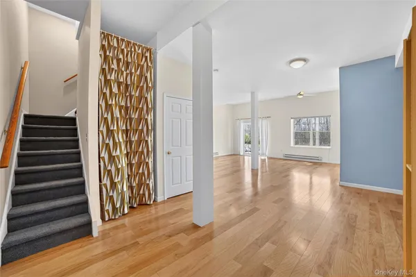 $765,000 | 113 Hitching Post Lane, Yorktown Heights, NY 10598