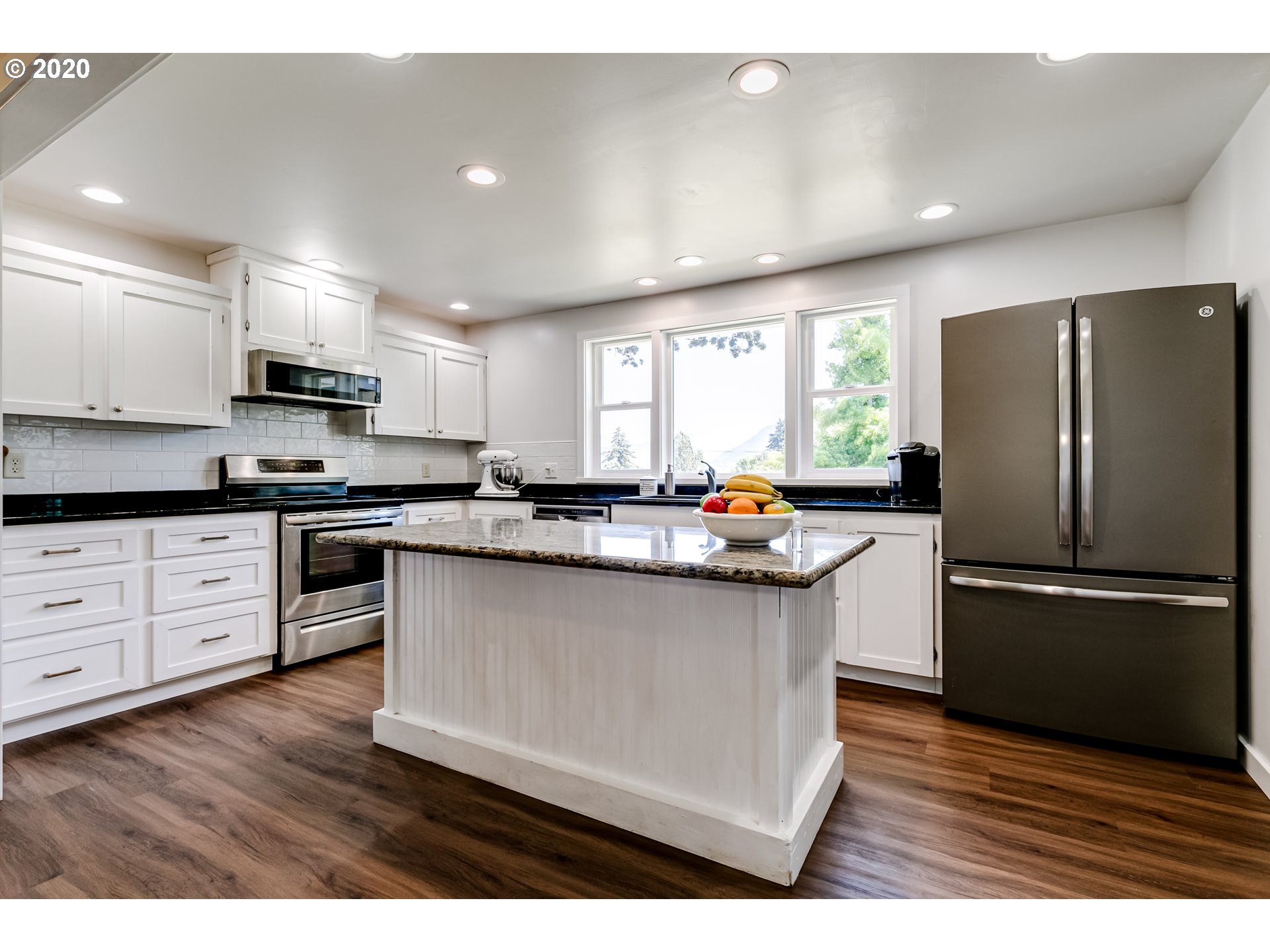 39078 Dexter Road Dexter, OR 97431 - Photo 8 of 30