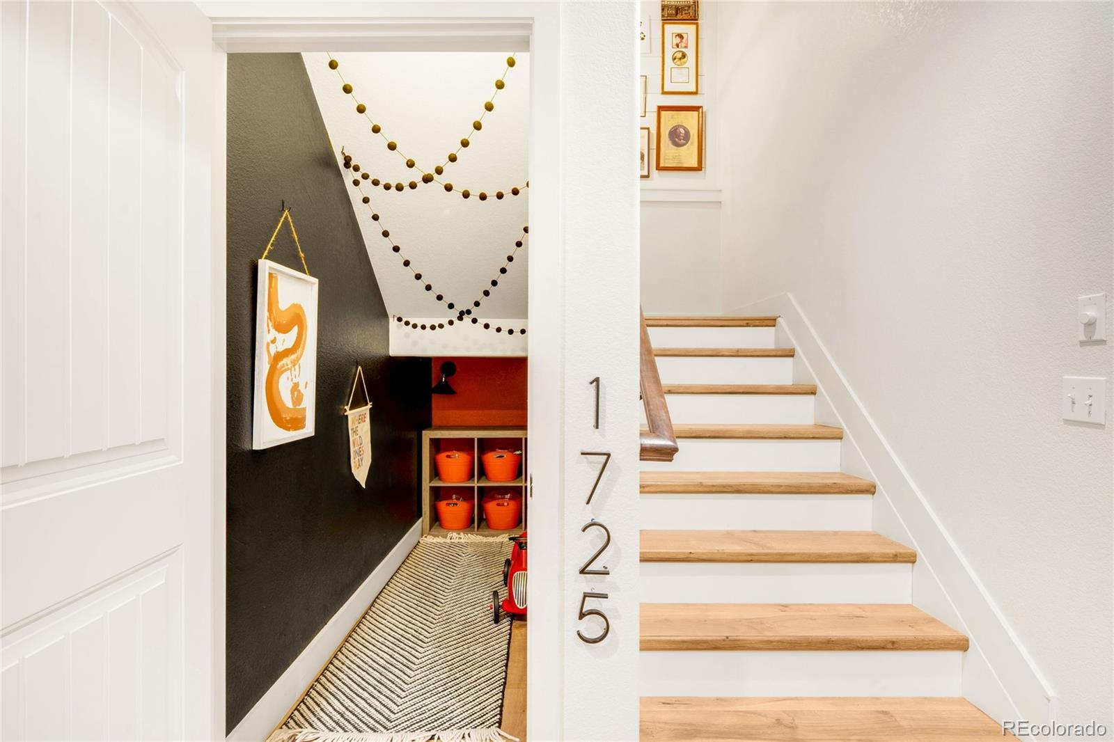 683 Tiger Lily Way Highlands Ranch, CO 80126 - Photo 34 of 50 a view of entryway