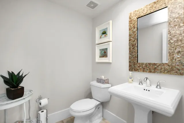 $1,300,000 | 141 Aregood Lane, Unit C1, Islamorada, FL 33036