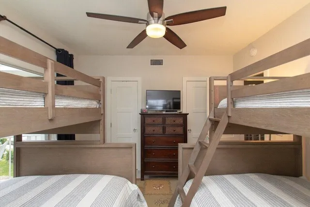 $1,300,000 | 141 Aregood Lane, Unit C1, Islamorada, FL 33036