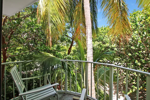 $1,300,000 | 141 Aregood Lane, Unit C1, Islamorada, FL 33036