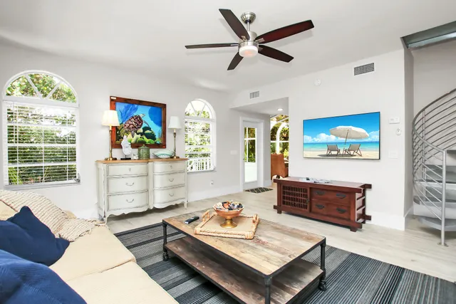 $1,300,000 | 141 Aregood Lane, Unit C1, Islamorada, FL 33036