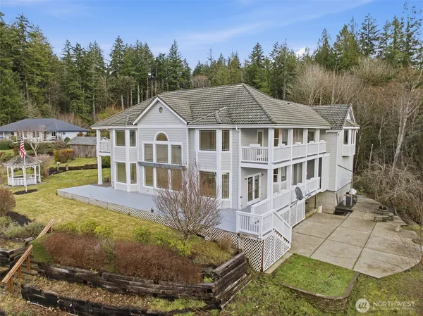 $1,300,000 | 457 East Victor Road, Belfair, WA 98528