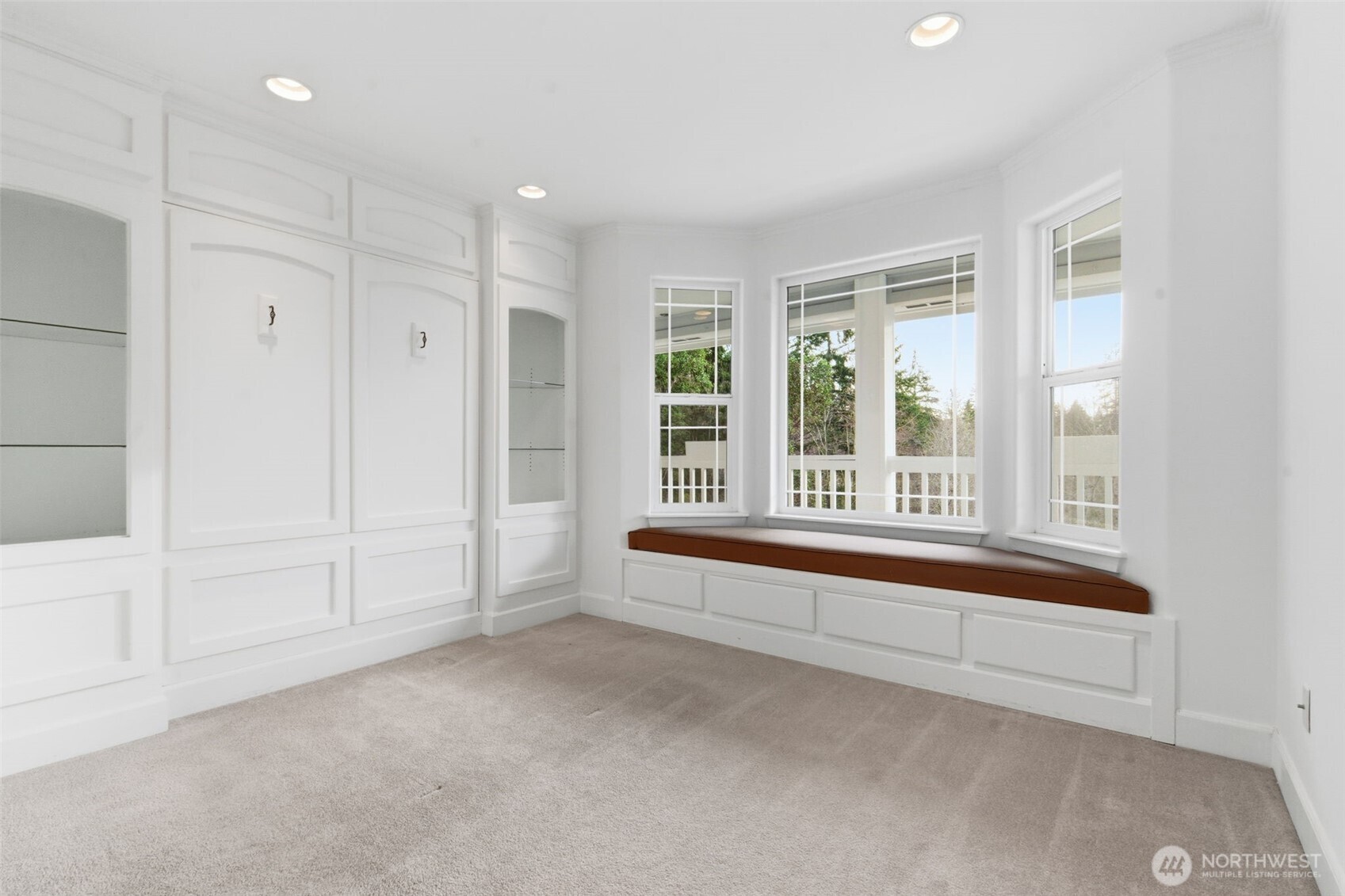 457 East Victor Road Belfair, WA 98528 - Photo 21 of 40 a spacious bathroom with a large tub and shower
