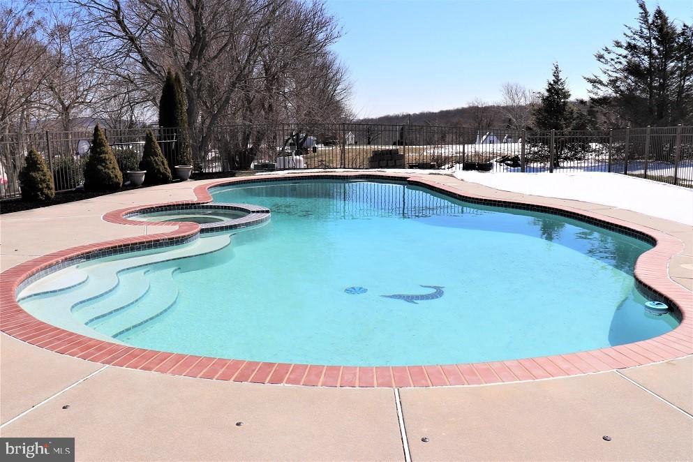 286 Mt Airy Road New Providence, PA 17560 - Photo 45 of 52 Refreshing Inground Pool