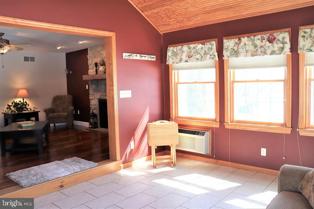 286 Mt Airy Road New Providence, PA 17560 - Photo 10 of 52 Additional View of Sun Room