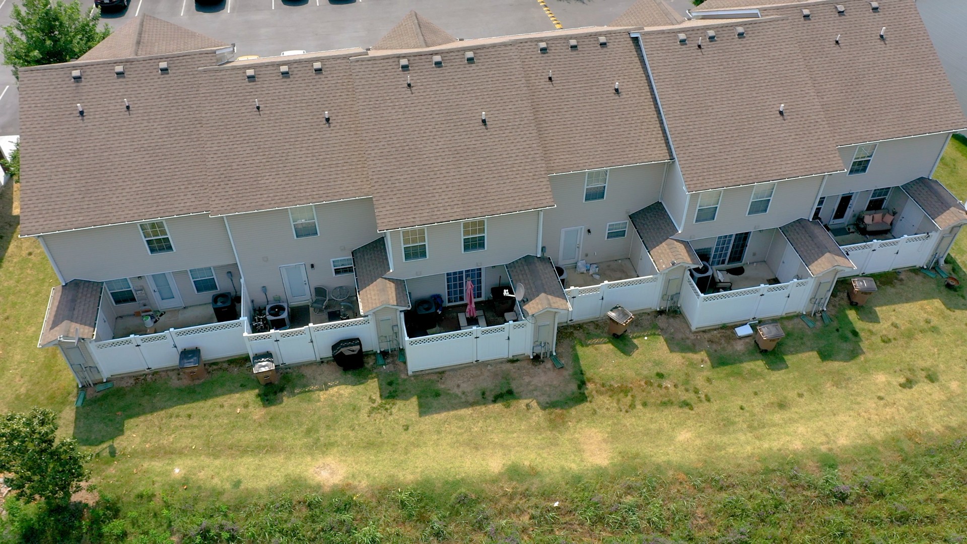 2004 Shaylin Loop Antioch, TN 37013 - Photo 23 of 25 a aerial view of a house with swimming pool