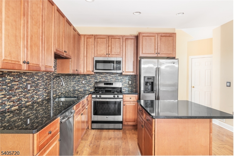 19 Prospect Circle Wantage, NJ 07461 - Photo 17 of 47