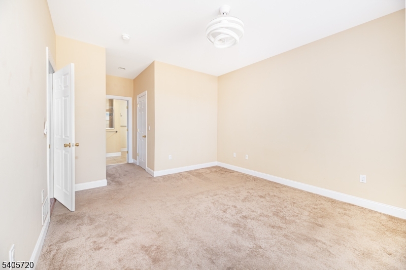 19 Prospect Circle Wantage, NJ 07461 - Photo 28 of 47