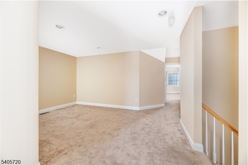 19 Prospect Circle Wantage, NJ 07461 - Photo 35 of 47