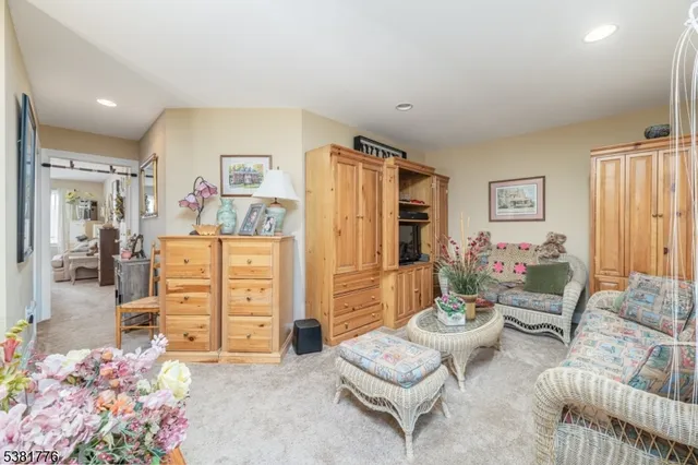 $455,000 | 19 Prospect Circle, Wantage, NJ 07461