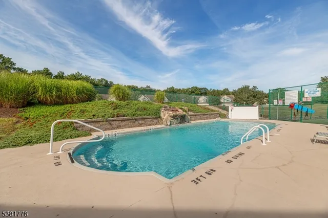 $455,000 | 19 Prospect Circle, Wantage, NJ 07461