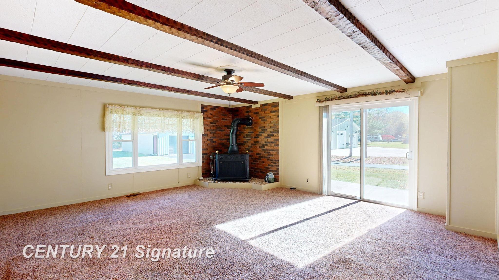 13474 North Linden Road Clio, MI 48420 - Photo 7 of 64 50193516-84f4b692-fb69-413b-9001-cdebd54e8024.JPG