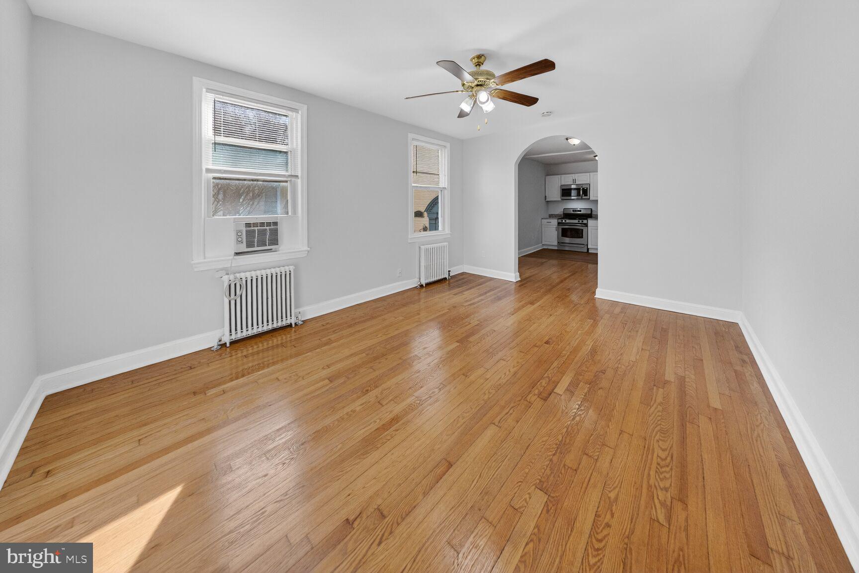 4701 Ravenswood Road, Unit 14 Riverdale, MD 20737 - Photo 3 of 14