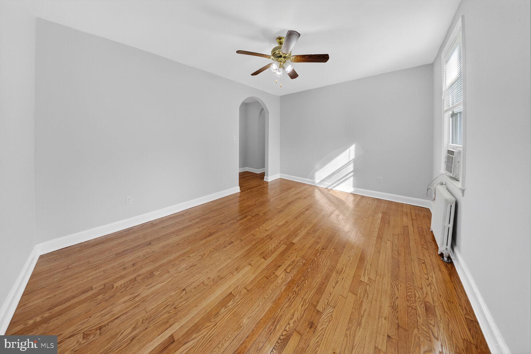 4701 Ravenswood Road, Unit 14 Riverdale, MD 20737 - Photo 5 of 14