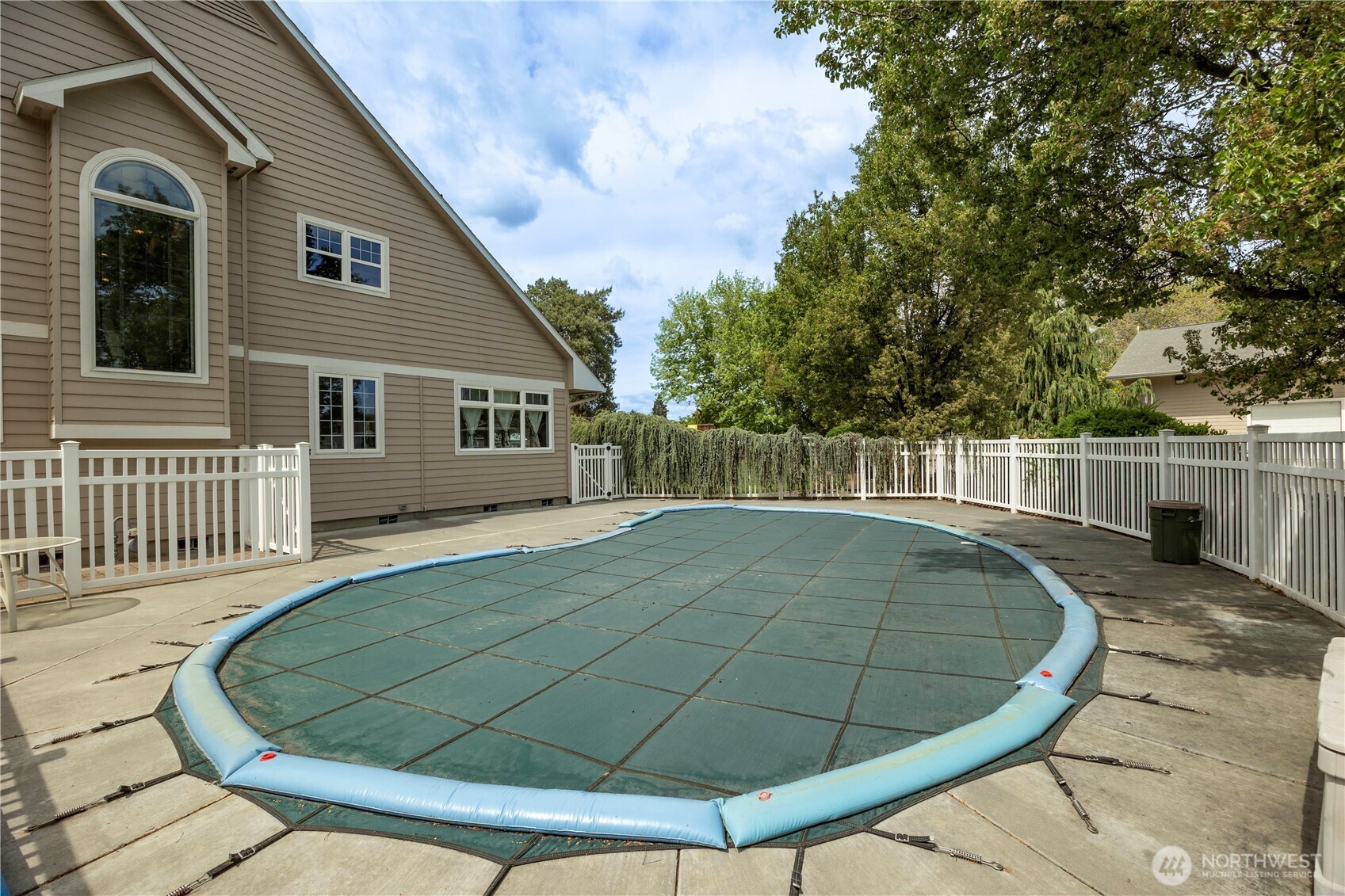 8620 Richardson Road Pasco, WA 99301 - Photo 33 of 40 a view of a wooden deck with a backyard