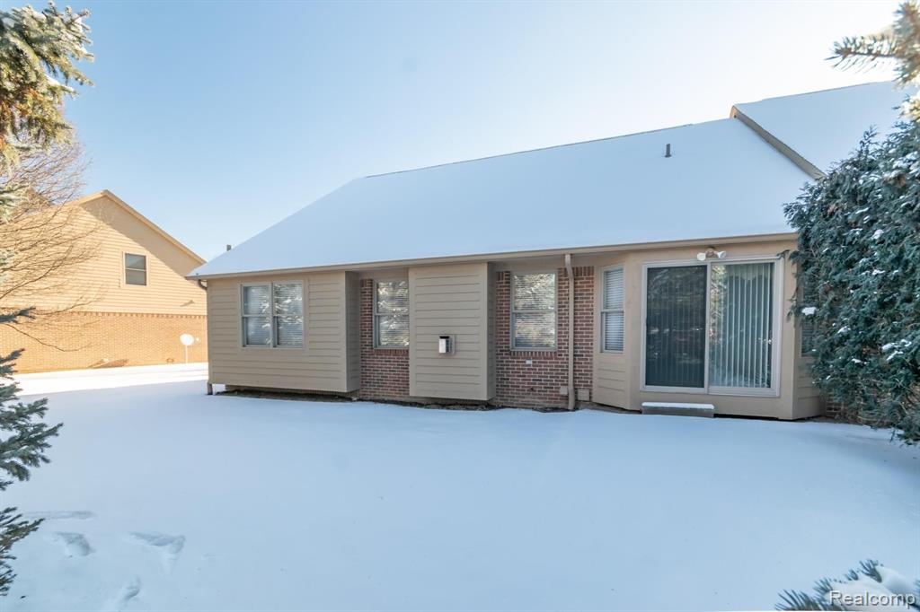 22460 Timber Ridge Court Woodhaven, MI 48183 - Photo 23 of 26