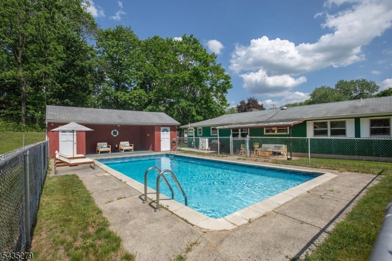 7 Mosle Road Peapack-Gladstone, NJ 07934 - Photo 16 of 24