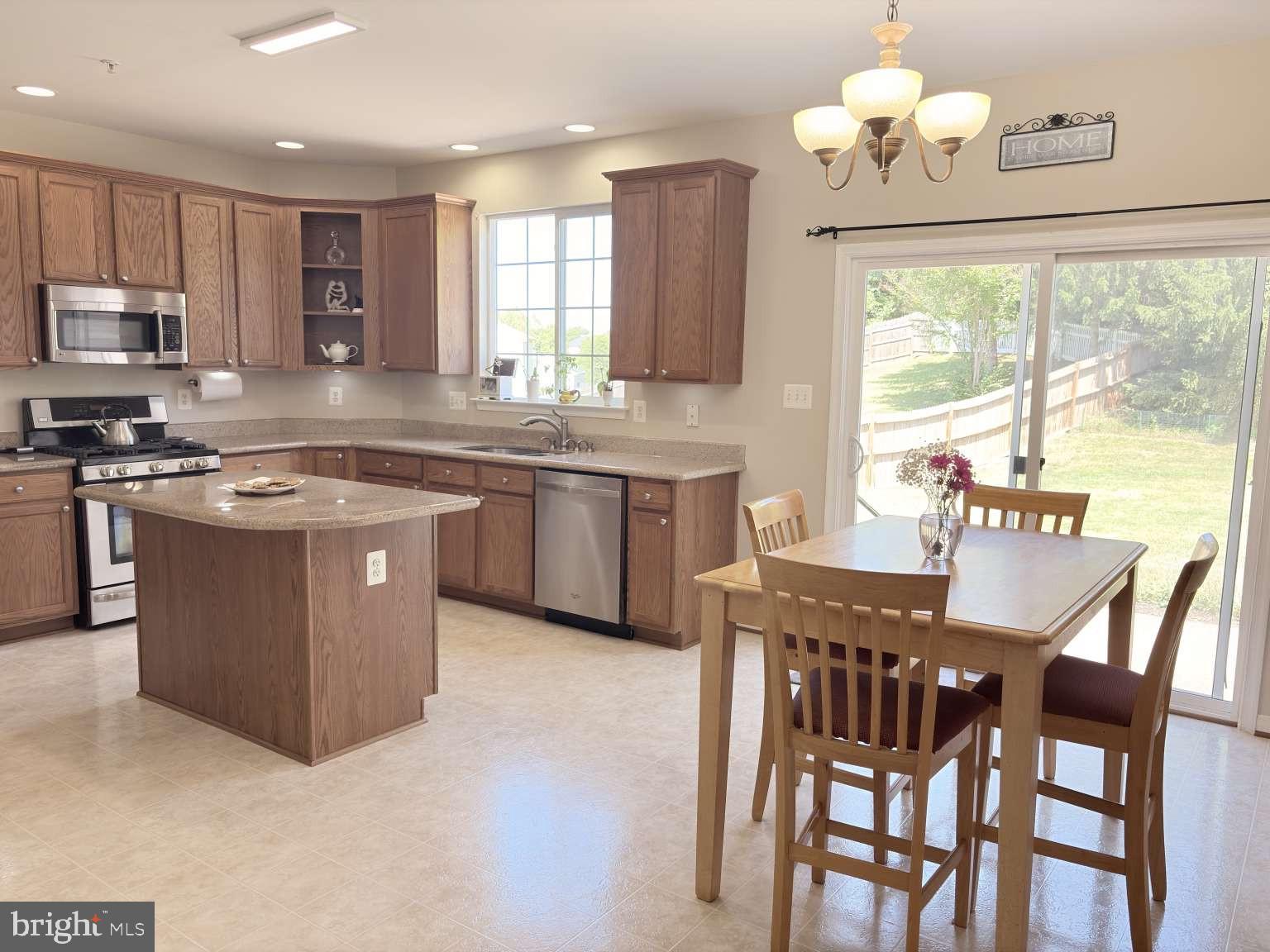 14514 Bubbling Spring Road Boyds, MD 20841 - Photo 6 of 25