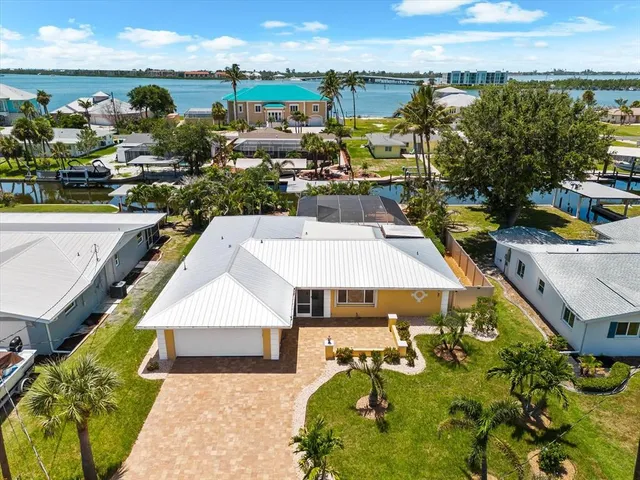 $959,000 | 1460 Deer Creek Drive, Englewood, FL 34223