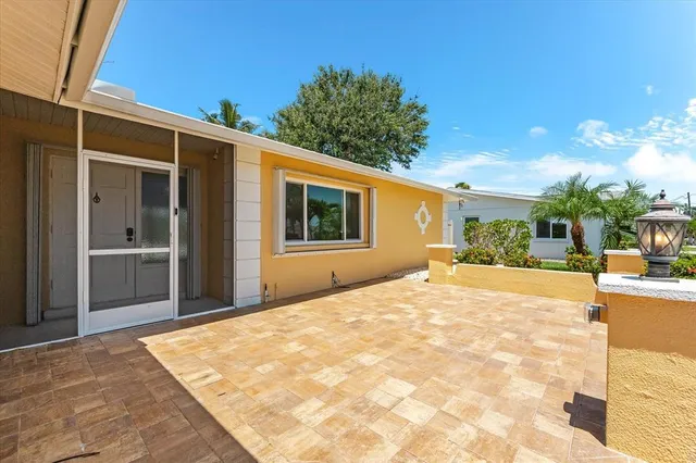 $959,000 | 1460 Deer Creek Drive, Englewood, FL 34223